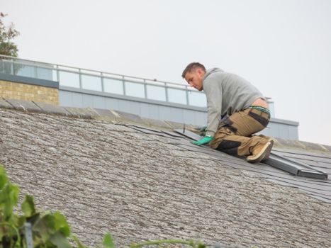 Roof Repair vs Replacement Gold Coast: What’s Right for Your Property
